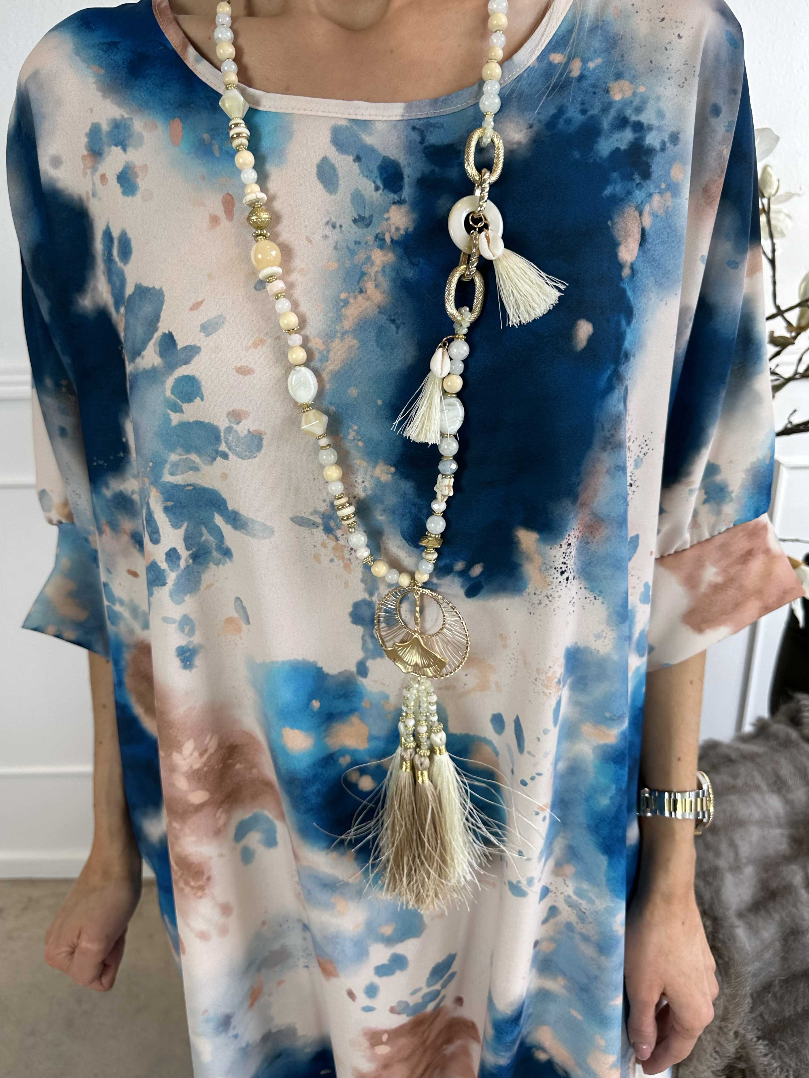 Alfrida - Batikmönstrad klänning i lös passform